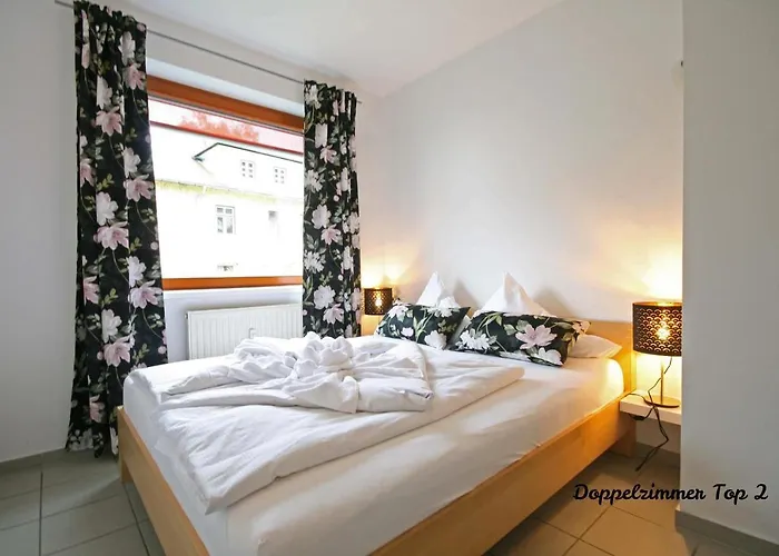 アパート Almliesl Zell-232 *